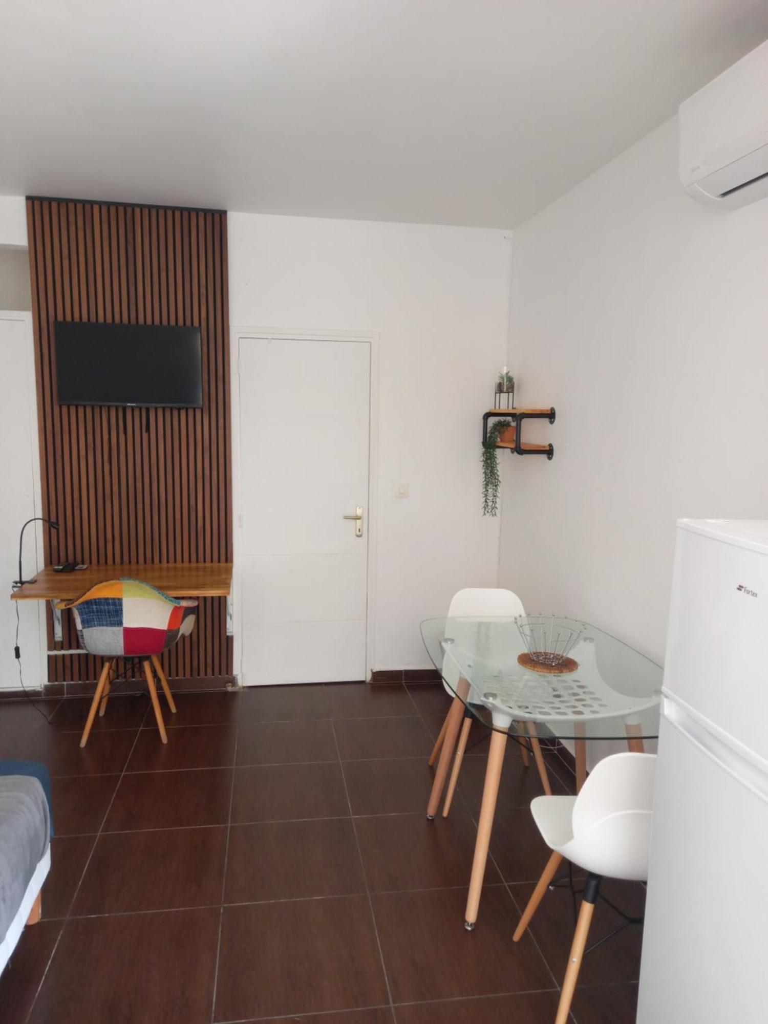 Le Studio Oncle Sam - Acces Piscine Et Plage Le Gosier  Exterior photo